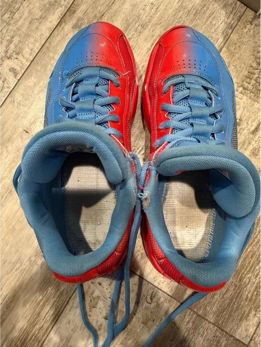 Jordan Luka .77 NY vs NY Men’s 8.5 Blue Red IB7166-400